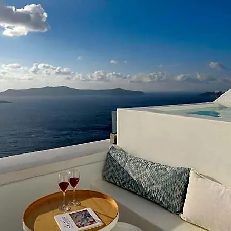 Panorama 3* Santorini Island
